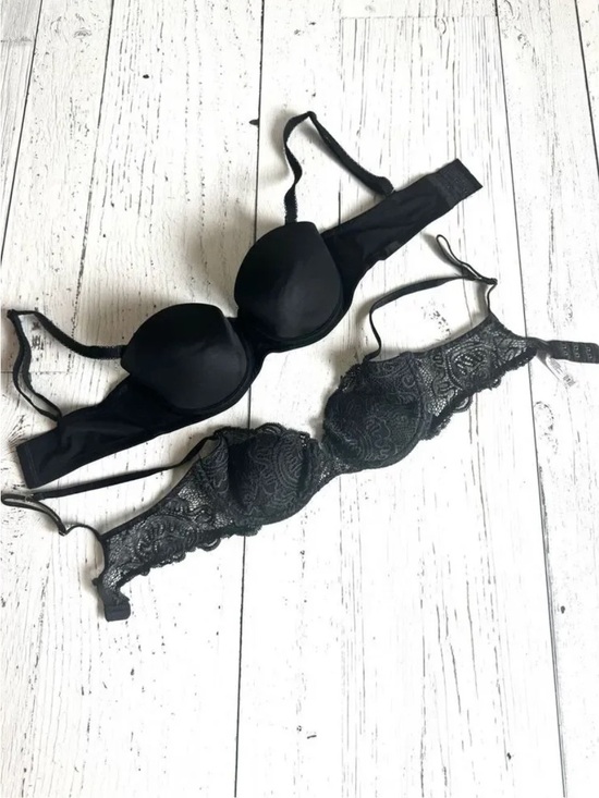 Victoria's Secret Other - Victoria Secret - 2 Black Bras